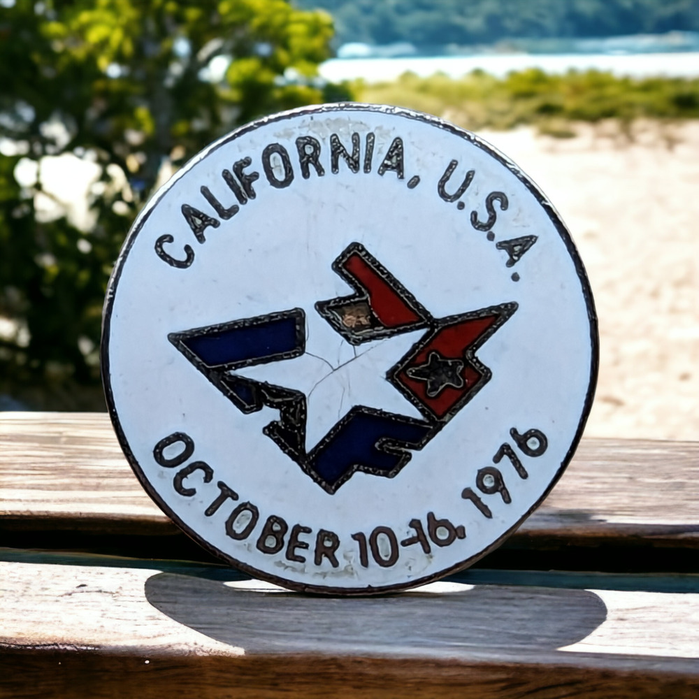Native American Awareness Week 1976 California USA Vintage Enamel Hat Lapel Pin